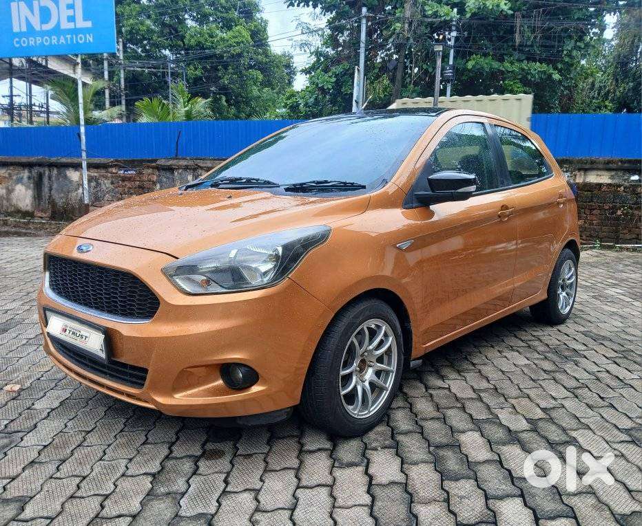 Ford Figo 2012-2015 Petrol Titanium, 2016, Petrol