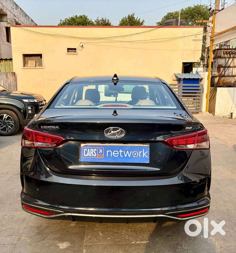 Hyundai Verna 1.5 Sx Petrol Mt, 2021, Petrol