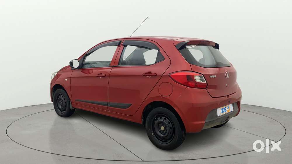 Tata Tiago 1.2 Revotron Xta, 2017, Petrol