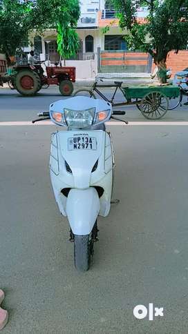 Olx near hot sale me scooty