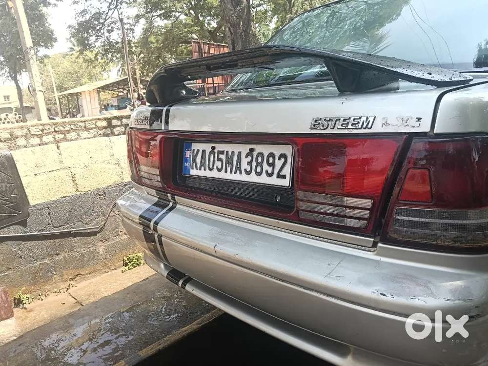 Maruti Suzuki Esteem Petrol Manual 2003