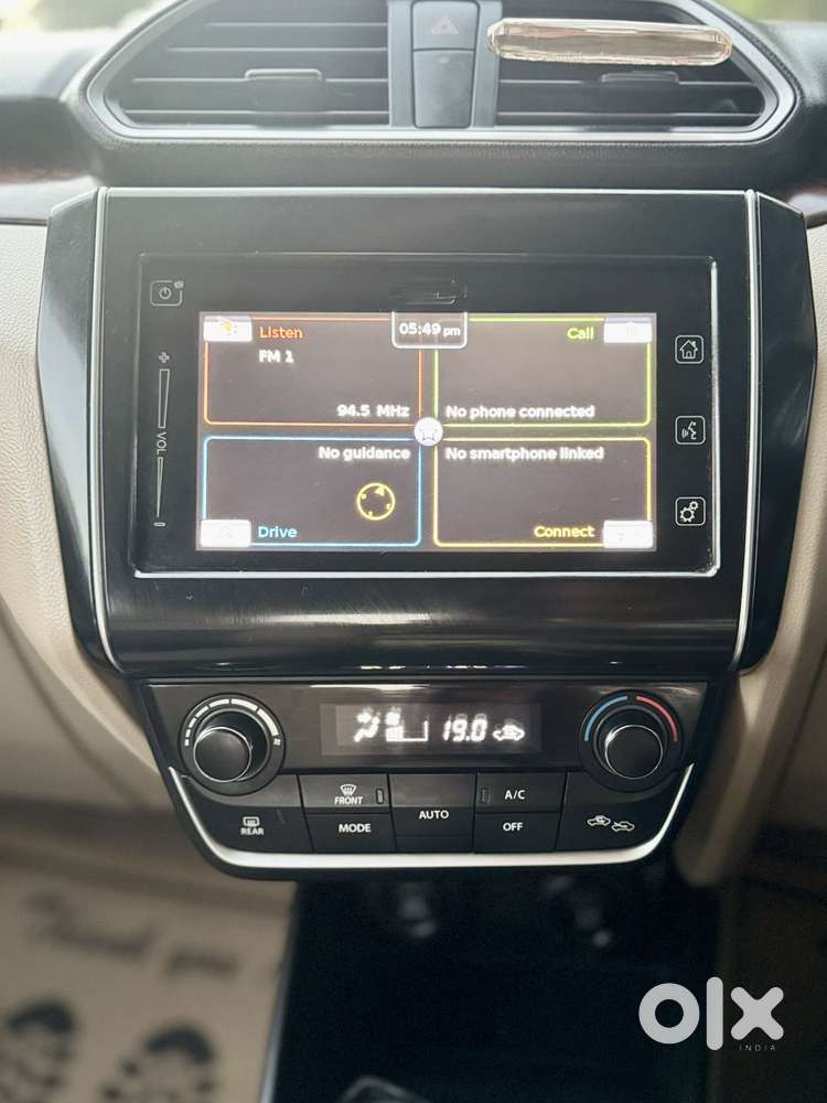 Maruti Suzuki Dzire 1.2 Zxi Plus Amt, 2017, Petrol
