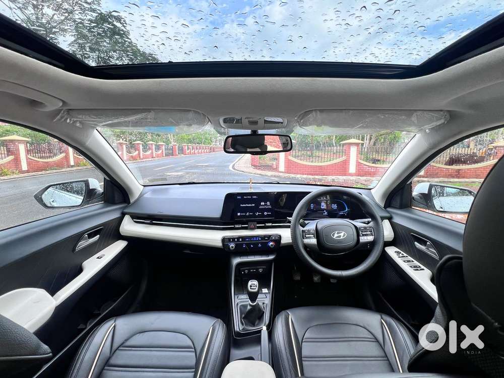 Hyundai Verna 1.5 Sx Petrol Mt, 2023, Petrol