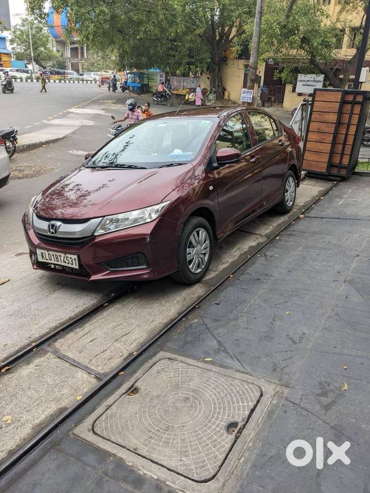 Honda City 2015 Model (mid Segment) Petrol