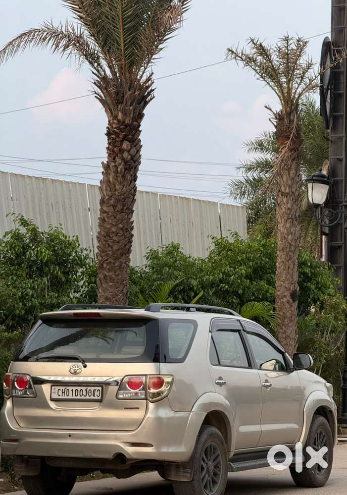 Toyota Fortuner Diesel 2012