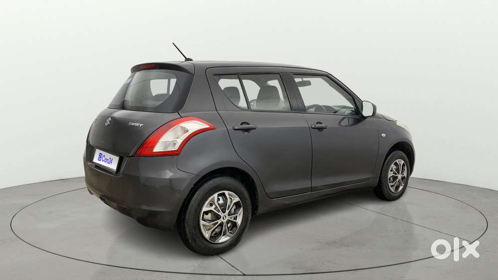 Maruti Suzuki Swift 1.2 Lxi (o), 2017, Cng & Hybrids