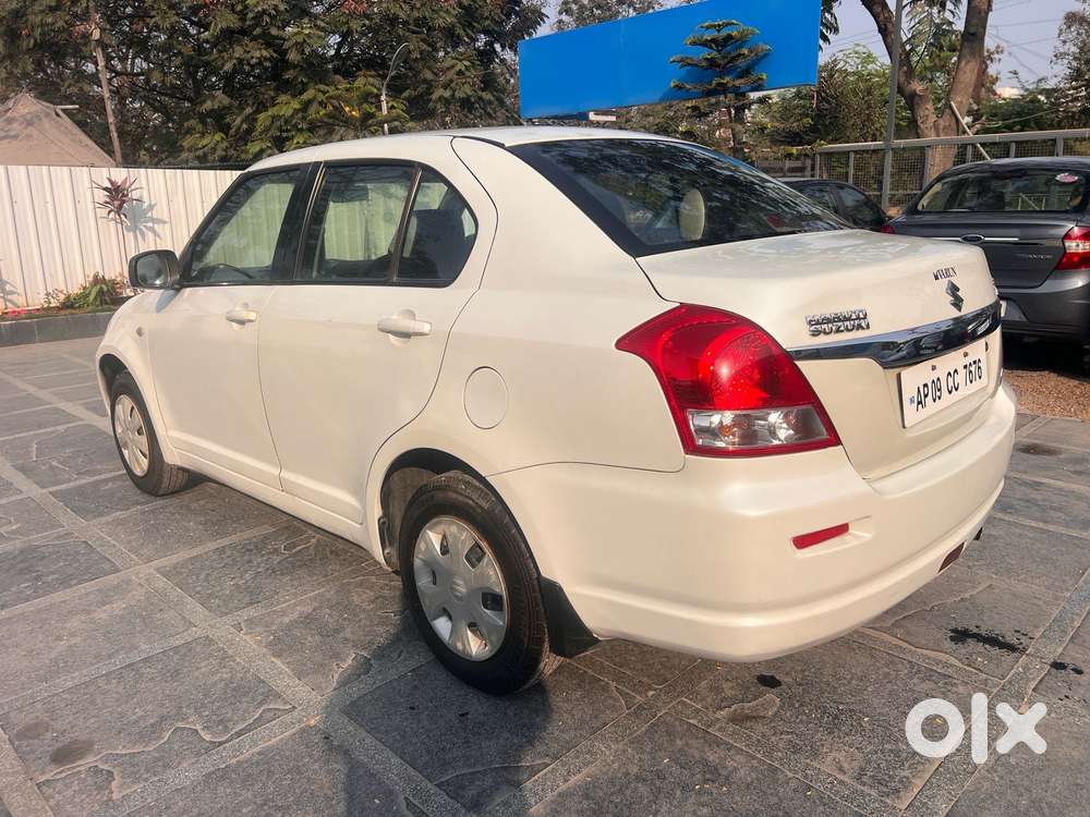 Maruti Suzuki Swift Dzire 1.2 Vxi Bsiv, 2011, Petrol