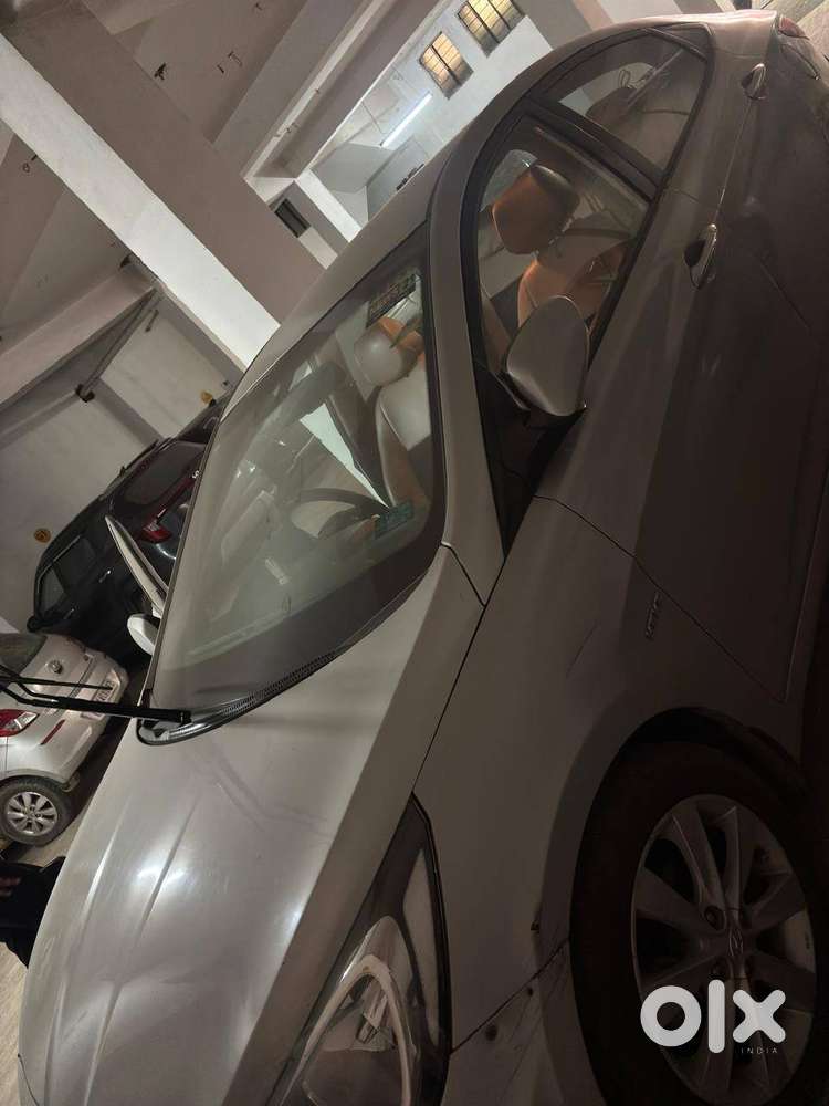 Hyundai Verna Xxi 2012 Petrol
