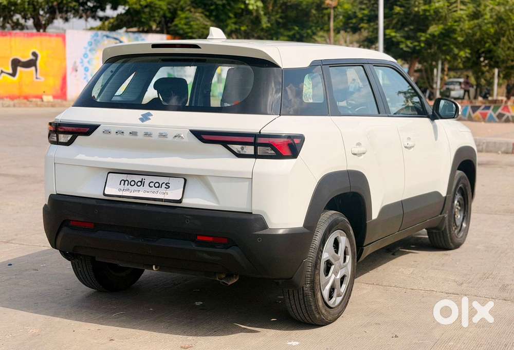 Maruti Suzuki Brezza 1.5 Vxi Smart Hybrid, 2024, Petrol