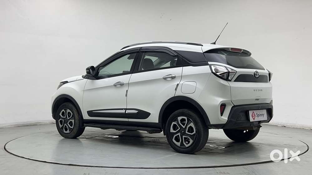 Tata Nexon 1.2 Revotron Xm (s), 2022, Petrol