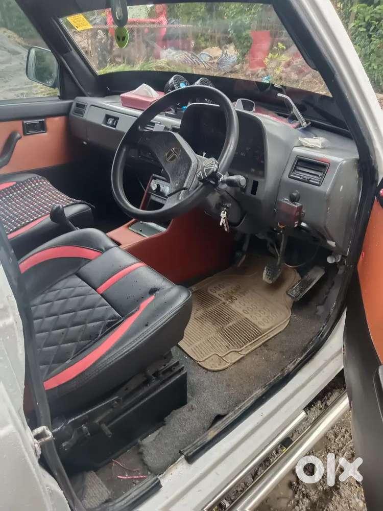 Tata Sierra Plus Diesel 1994