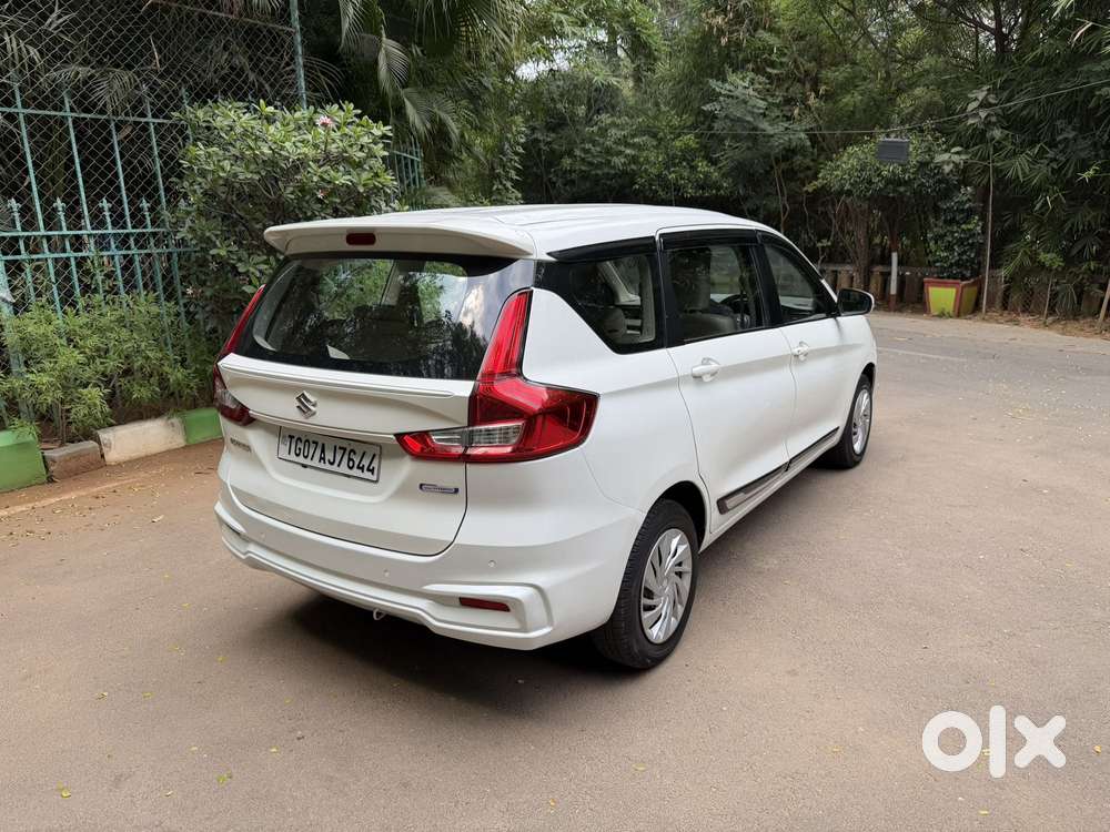 Maruti Suzuki Ertiga Vxi Shvs, 2024, Petrol