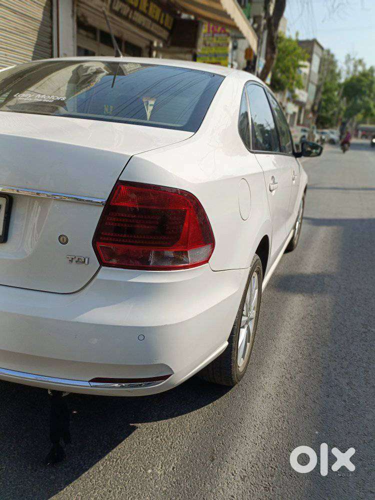 Volkswagen Vento 1.5l Tdi Highline Plus At Diesel, 2017, Diesel