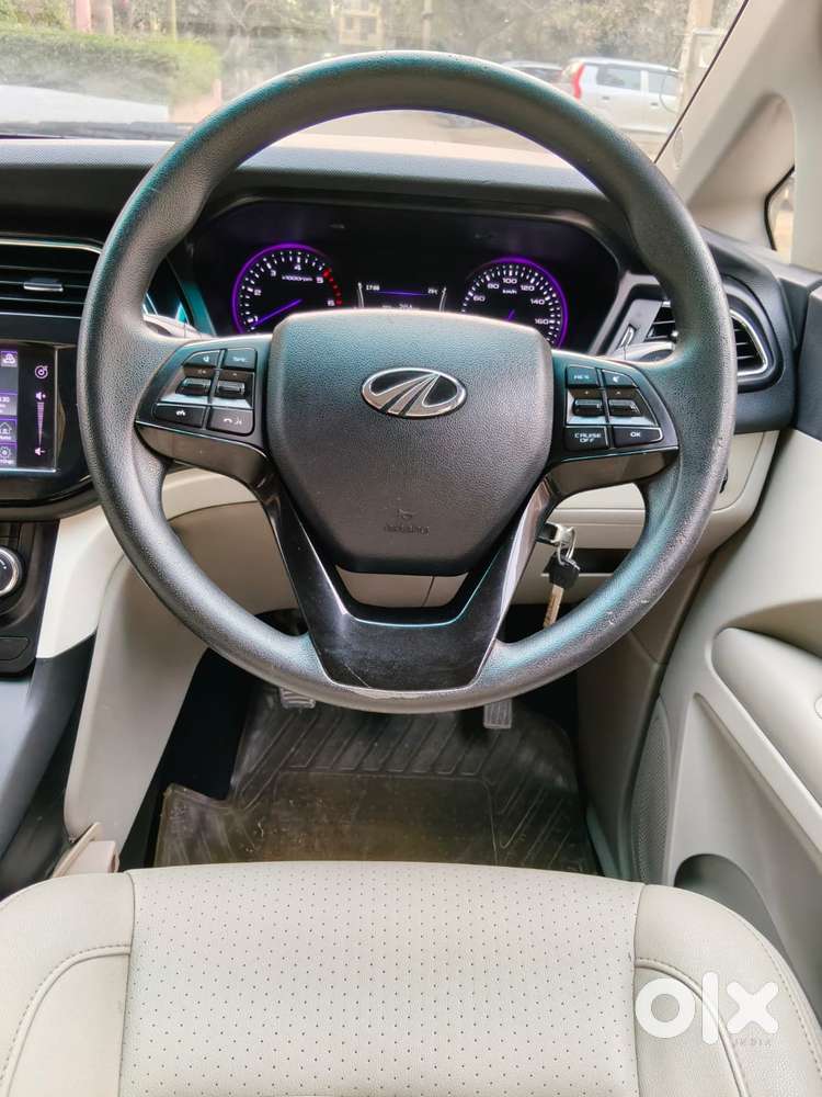 Mahindra Marazzo M8, 2018, Diesel