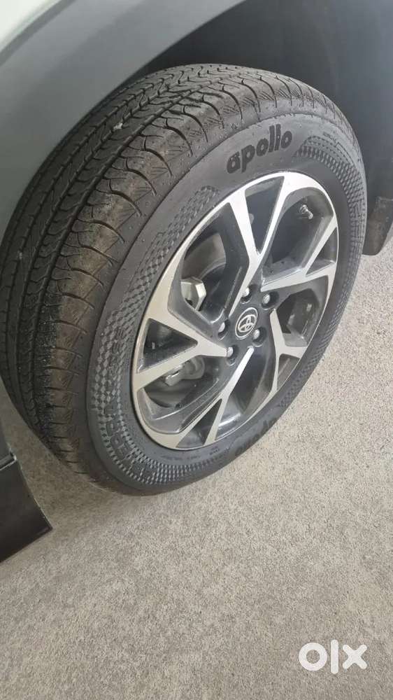 Toyota Urban Cruiser Hyryder 2026 Petrol 3000 Km Driven.