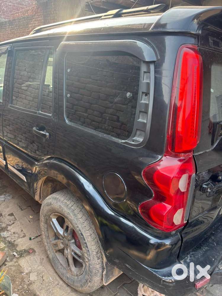 Mahindra Diesel Car 2019