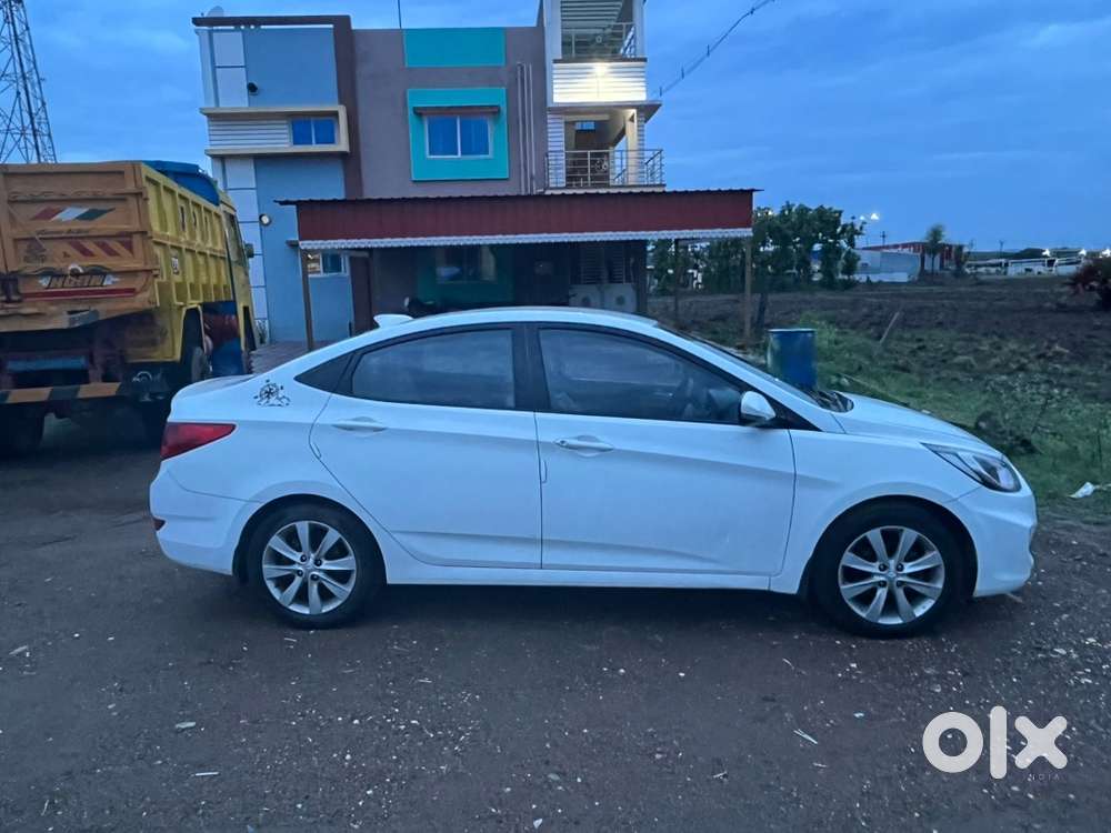 Hyundai Fluidic Verna 2014
