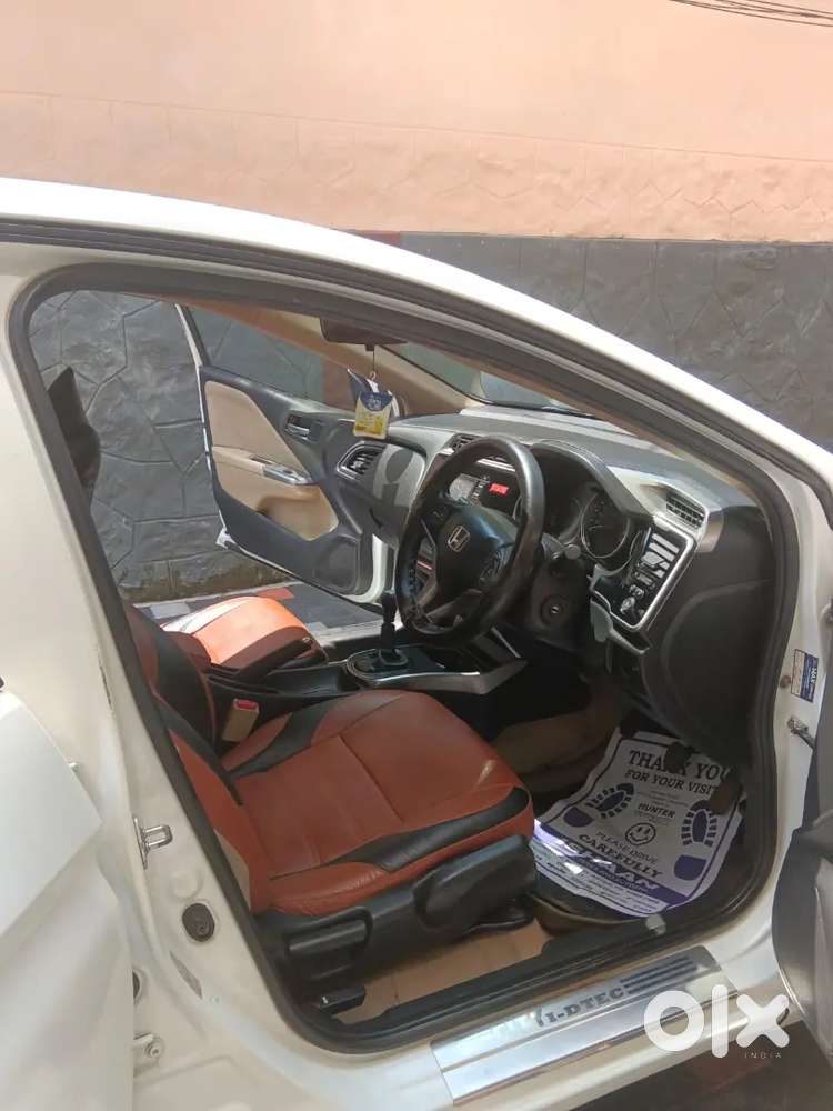 Honda City 1.5 V I-vtec Petrol Manual 2015 | Family Used | Well Mainta
