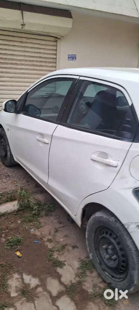 Honda Brio Petrol 2012