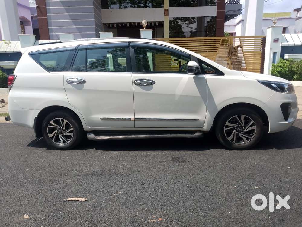 Toyota Innova Crysta Diesel 2021