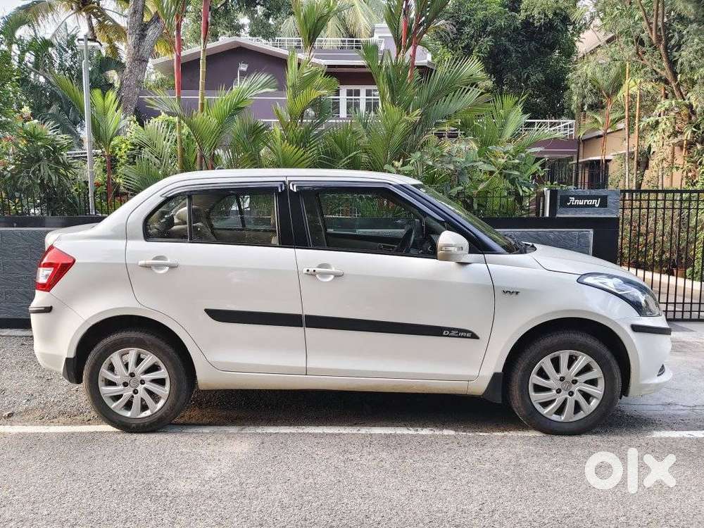 Maruti Suzuki Dzire Zxi Ags, 2017, Petrol