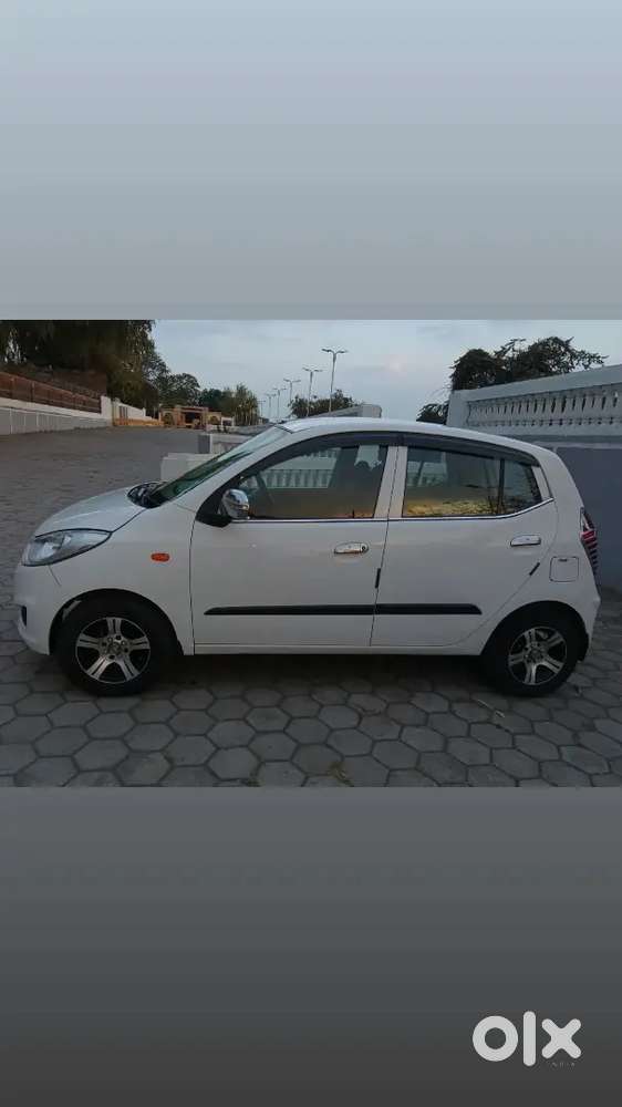Hyundai I10 Magna 4.powar Vindo Sentor Loking Eloywhel  2016 Modal