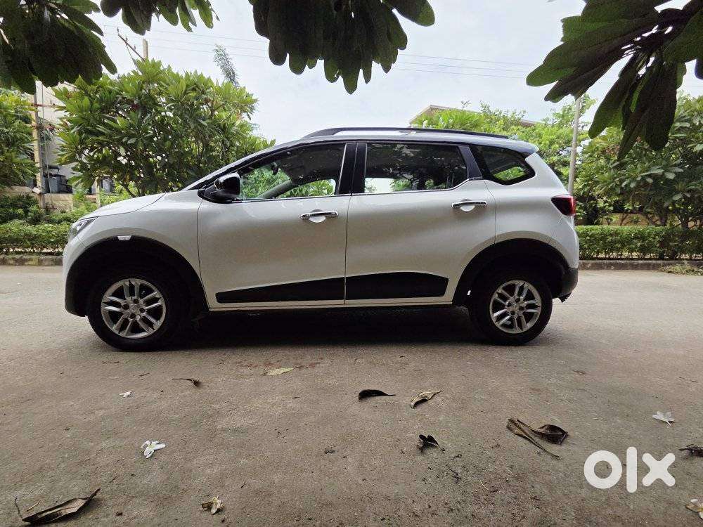 Renault Triber Rxt, 2020, Petrol