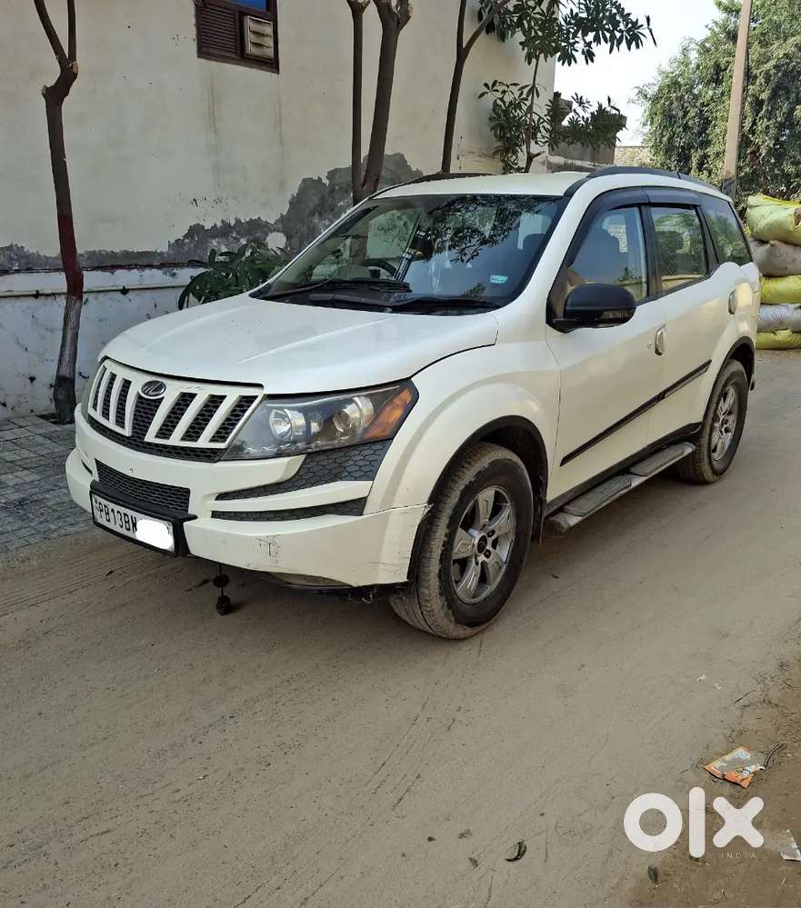 Mahindra Xuv500 2013 Diesel 102500 Km Driven