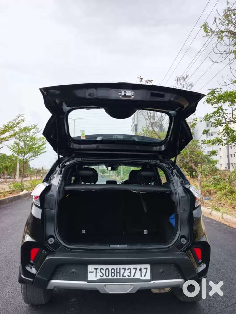 Tata Nexon 1.2 Revotron Xz Plus, 2022, Petrol
