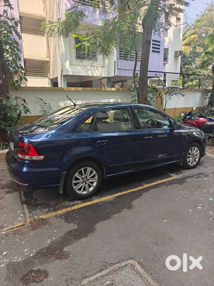 Volkswagen Vento Tsi Dsg (2015)  Automatic - Petrol + Cng  72,130 K