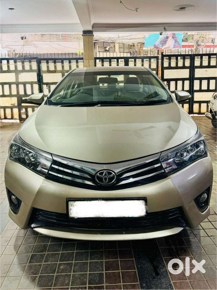 Toyota Corolla Altis 2016