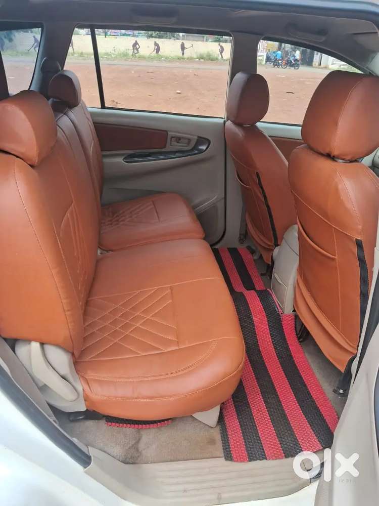 Toyota Innova 2.5 G 2014
