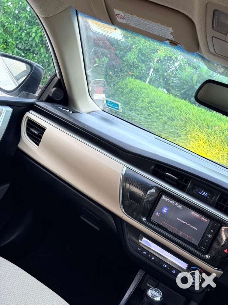 Just 22000 Km Driven 2014 Toyota Corolla Altis 2