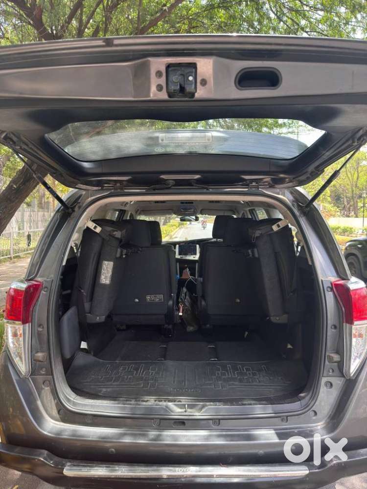 Toyota Innova Crysta 2.4 V 7 Str, 2019, Petrol