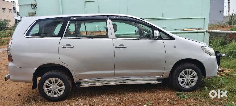 Toyota Innova 2.5 G 2008