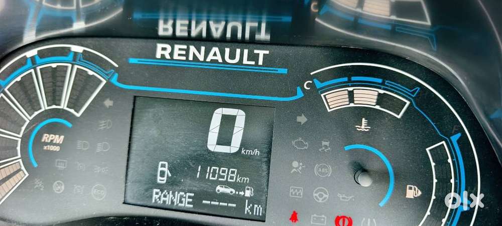 Renault Triber Rxt, 2022, Petrol