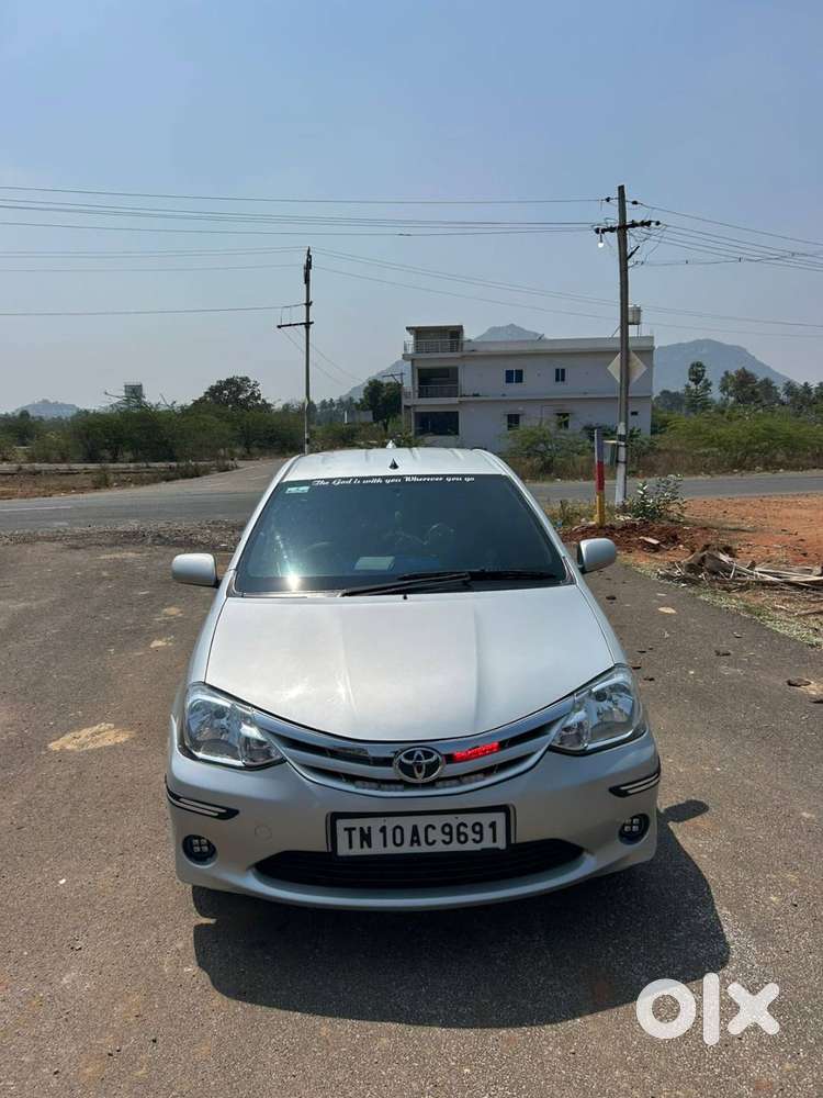 Toyota Etios 2011 Petrol 140000 Km Driven