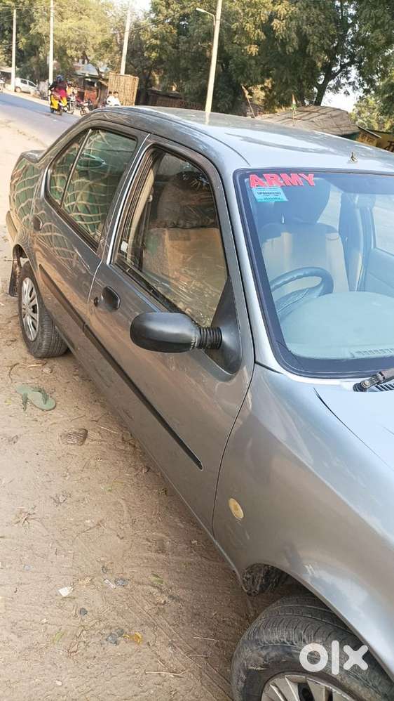 Ford Ikon 1.6 Petrol 2004