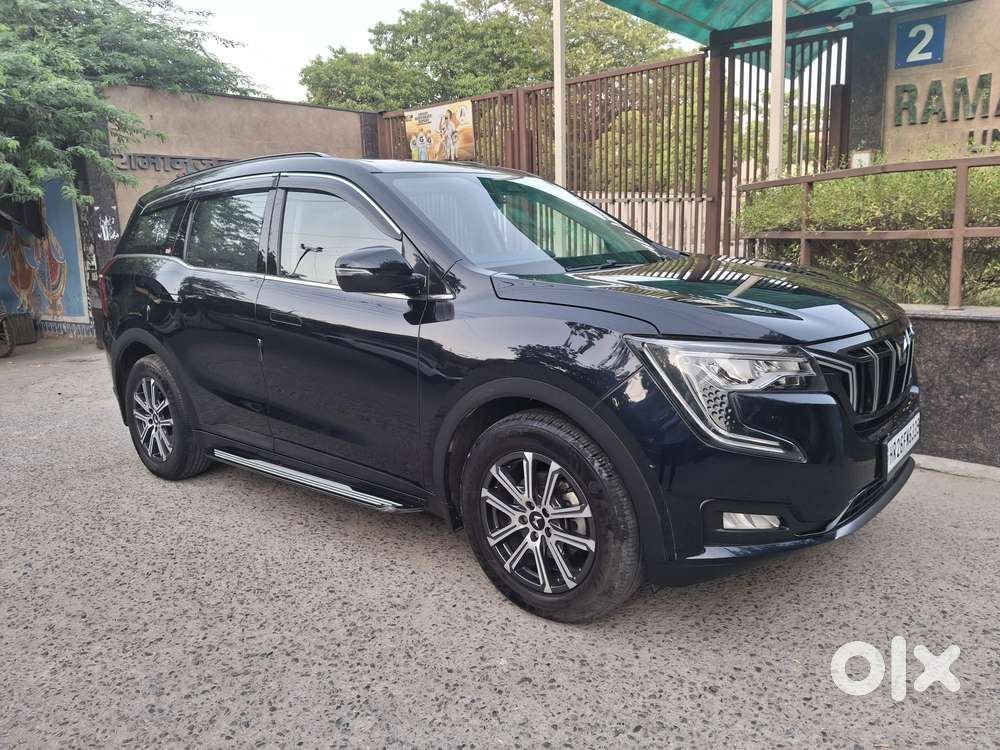 Mahindra Xuv700 2.0 Ax 7 Petrol At Str, 2024, Petrol