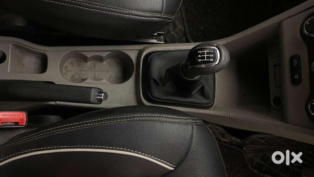 Tata Tiago Xe, 2019, Petrol