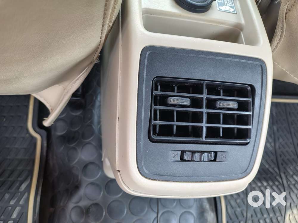 Maruti Suzuki Swift Dzire Amt Zxi, 2018, Petrol