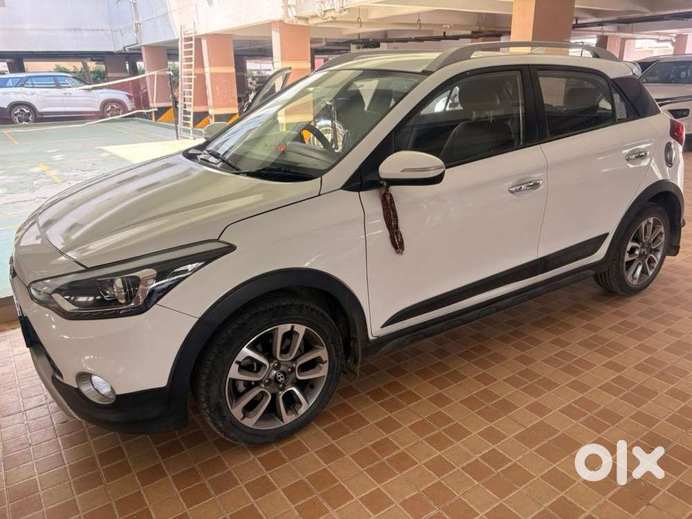 Hyundai I20 Active 2018 Petrol Well Maintained