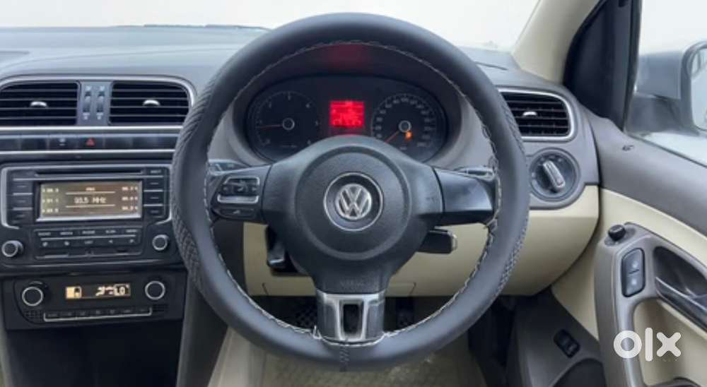 Volkswagen Vento Highline Diesel 2013  Top Model  1.13l Kms  ₹2.5l
