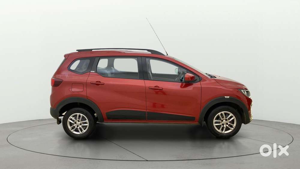 Renault Triber Rxt, 2019, Petrol