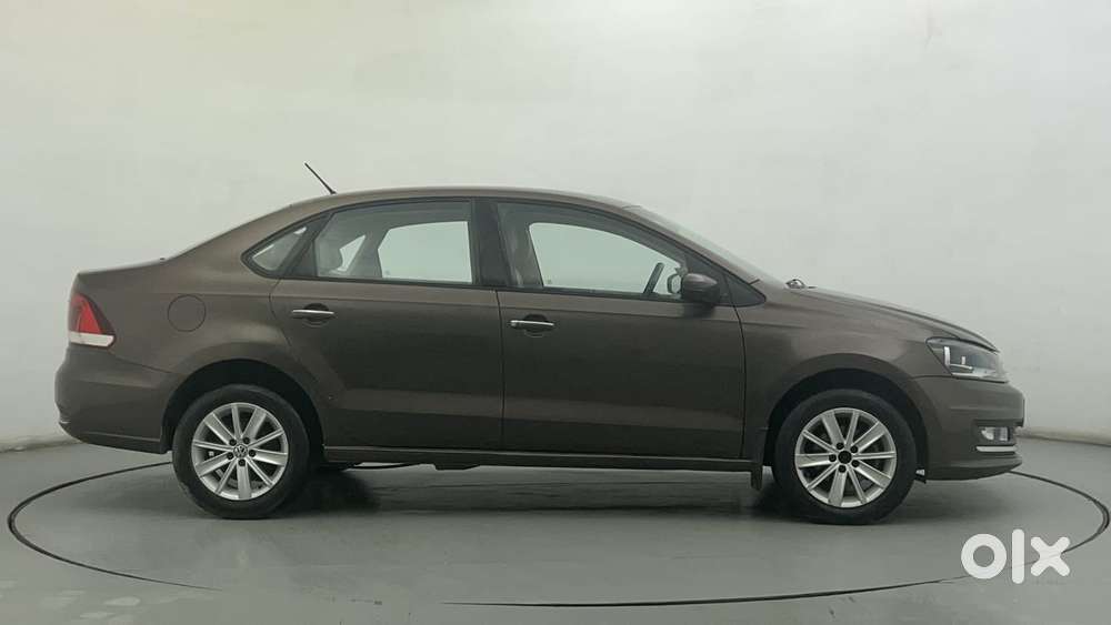 Volkswagen Vento 1.2 Tsi Highline At, 2016, Petrol
