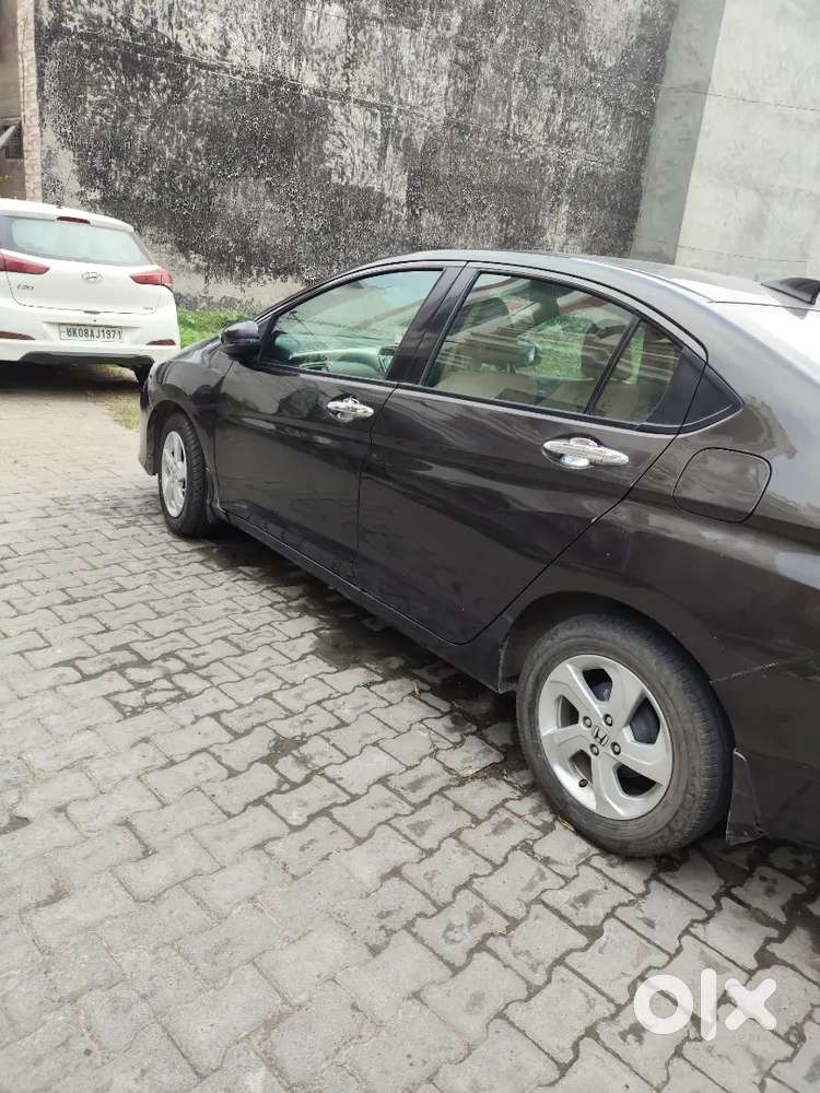 Honda City Zx 2015 Diesel 112000 Km Driven