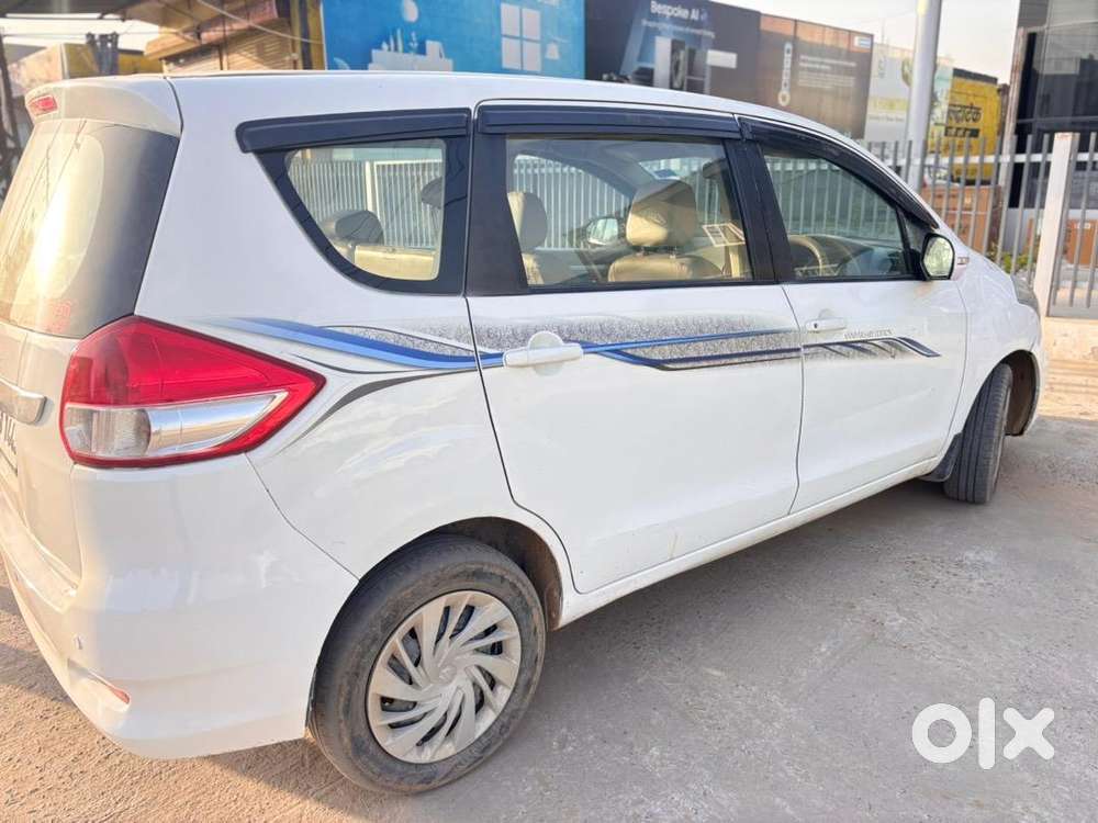 Maruti Suzuki Ertiga 2017 Cng 1st Owner