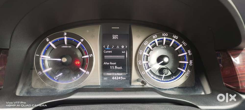 Toyota Innova Crysta, Zx 2.4, 7seater, 2021