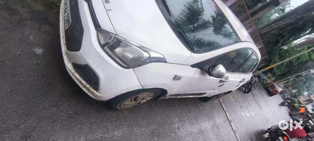 Hyundai Xcent 2016 Diesel Well Maintained