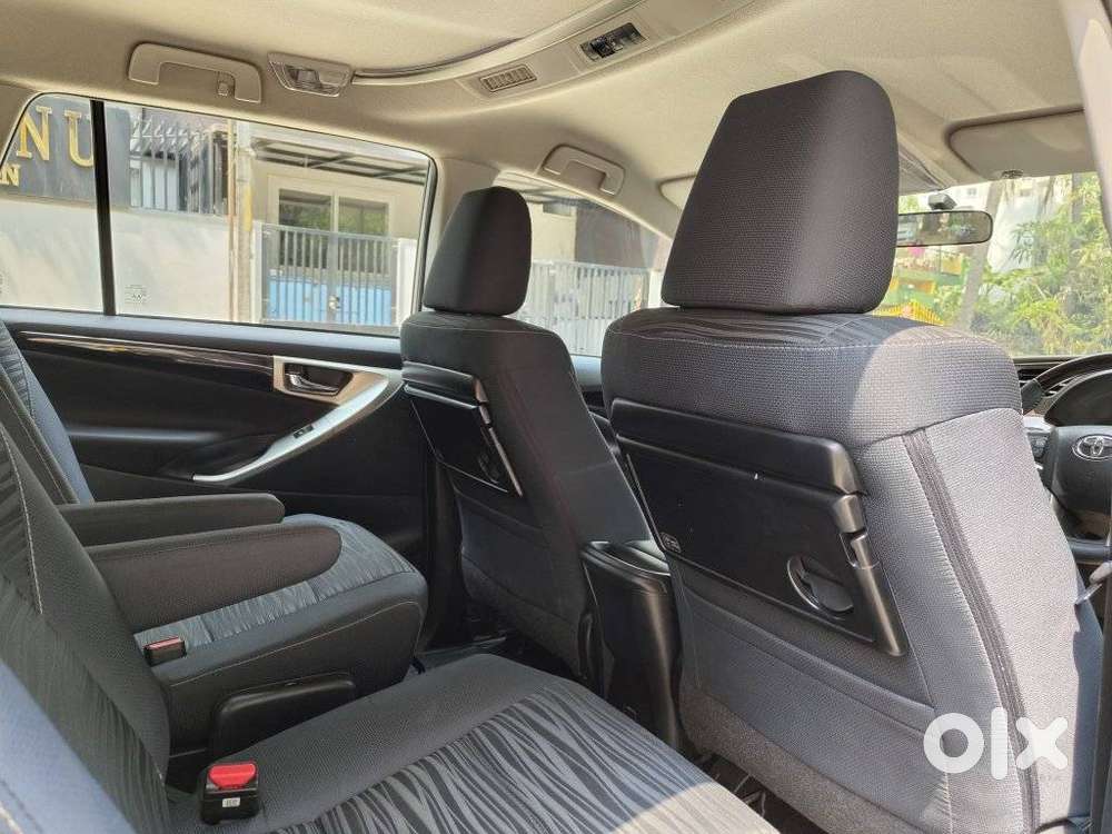 Toyota Innova Crysta